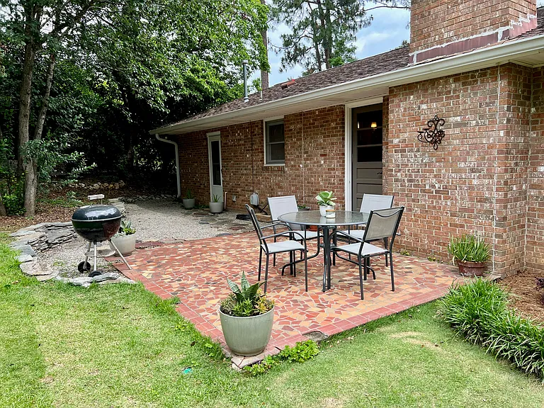 917 Shadow Dr — Photo 29