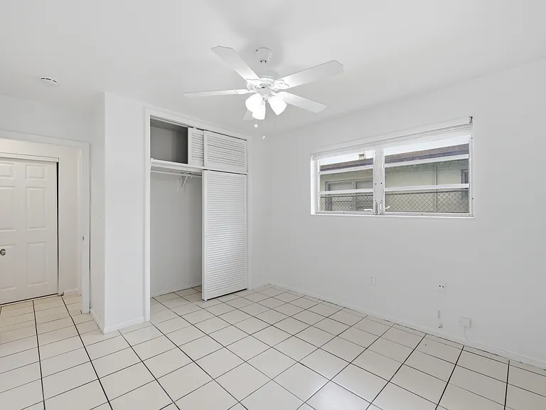 7211 Venetian St — Photo 22