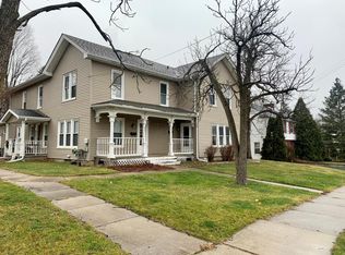 617 N Michigan Ave, Howell, MI 48843