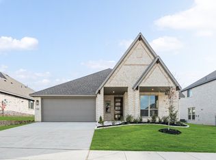 214 Comanche Trl, Alvarado, TX 76009