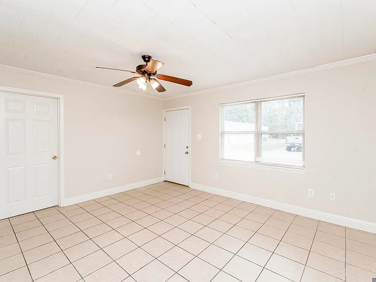 27859 Frindik Ln #4 — Photo 9