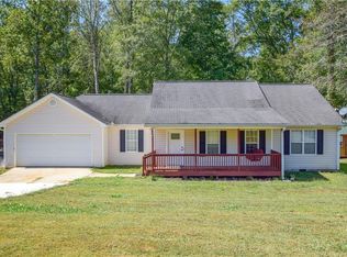 50 Meadowbrook Ln, Carrollton, GA 30117