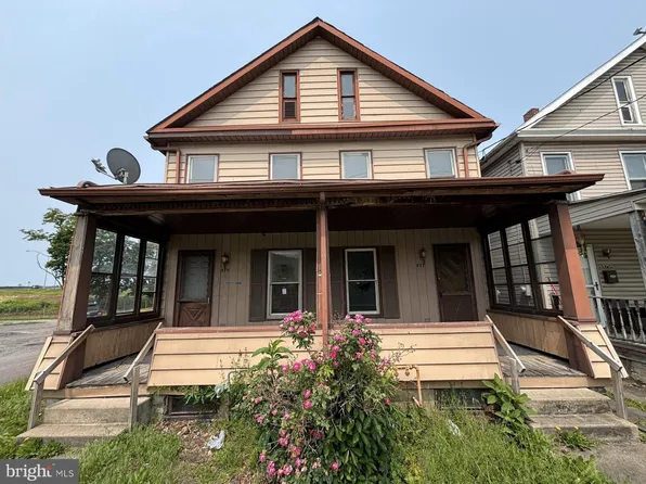 877-879 S 2nd St, Sunbury, PA 17801