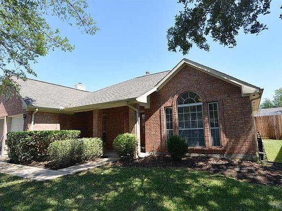 2nd image of 4607 Russett Pl N