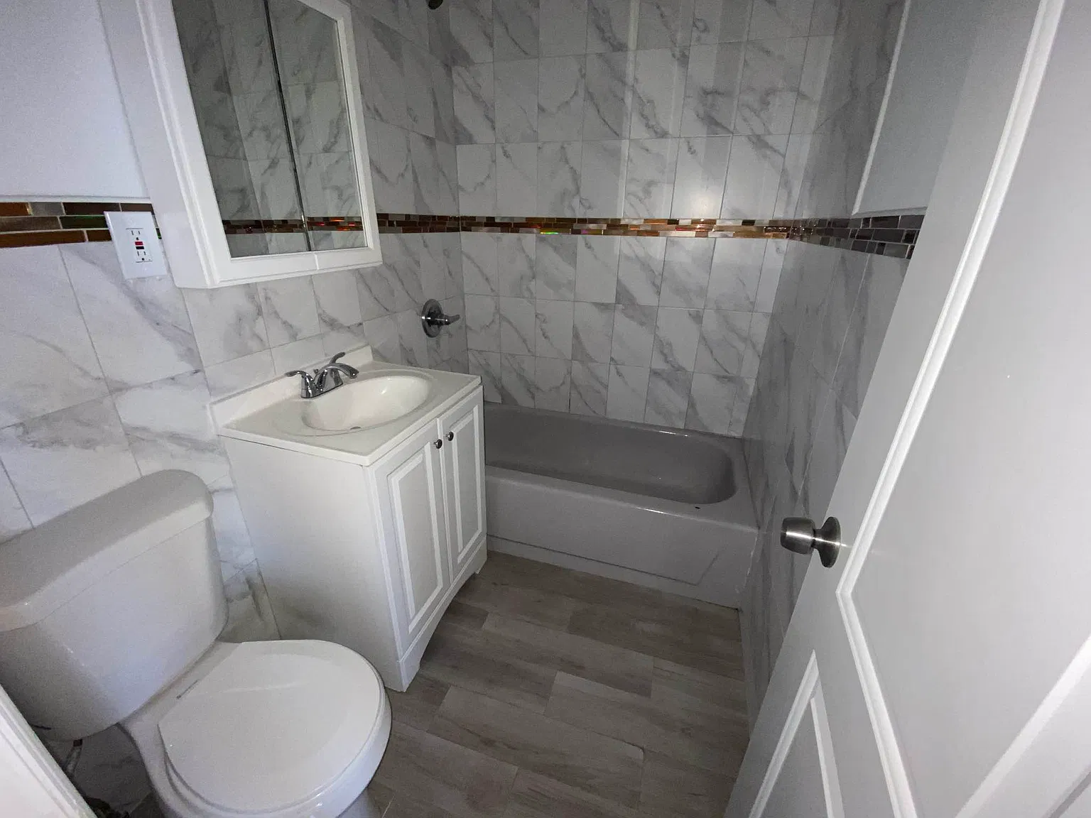 1052 Flatbush Avenue — Photo 2