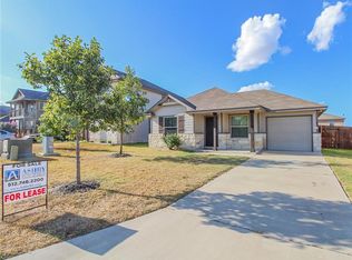 400 Azurite Dr, Jarrell, TX 76537