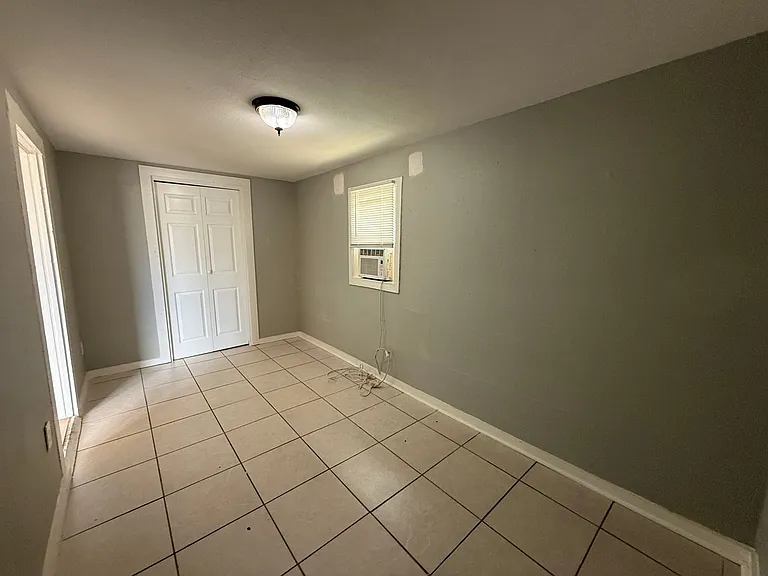 1006 W Chase St #C — Photo 12