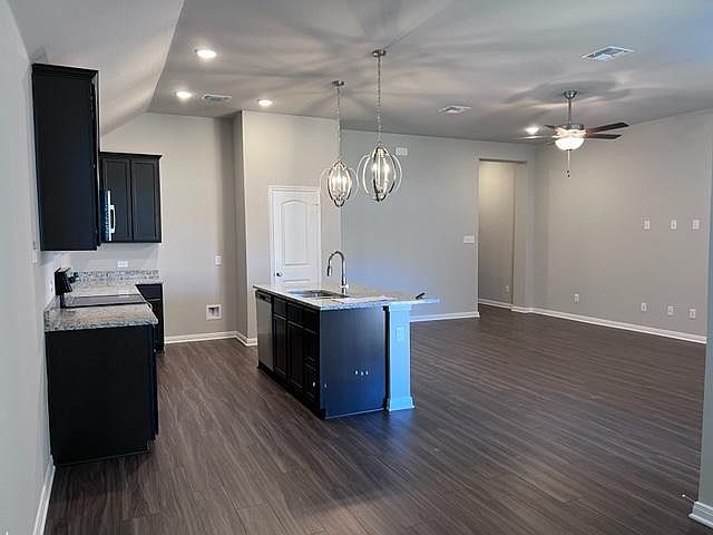 2nd image of 2024 Sage Loop Ct