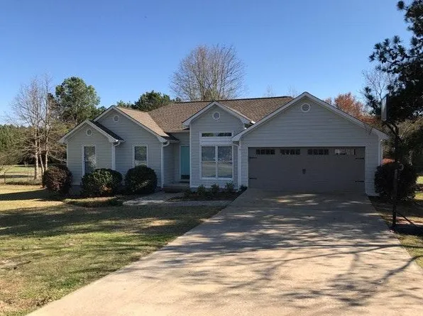 1050 Bradford Pl, Bishop, GA 30621