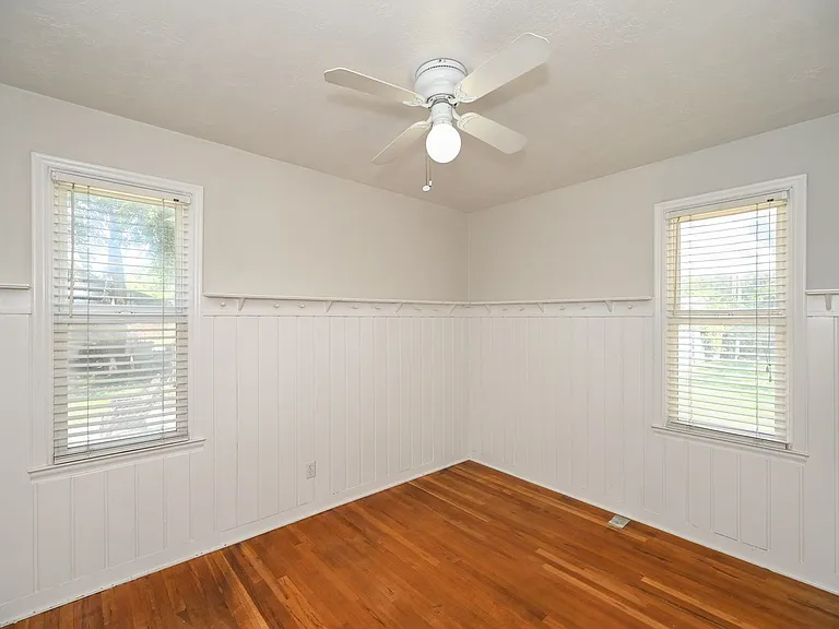 2789 S Alden St — Photo 16