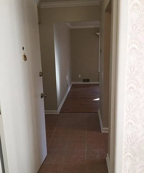 625 E Fox Hills Dr — Photo 13