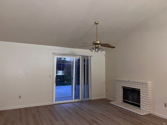 4th image of 1549 Alicia Dr