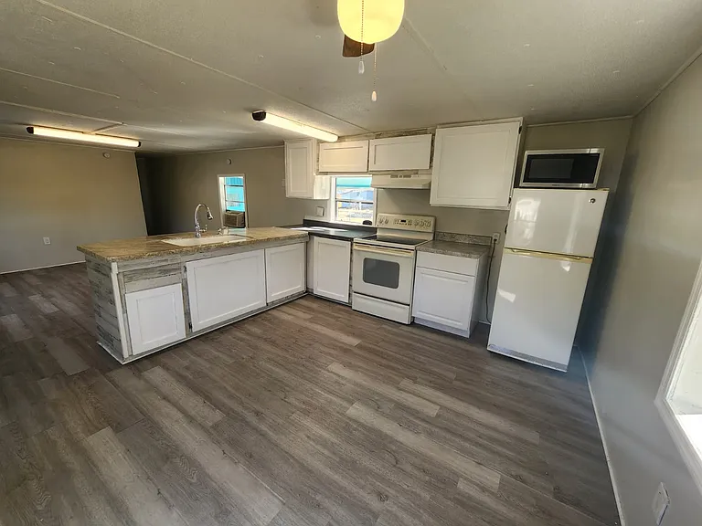 6519 Sandra Dr — Photo 7