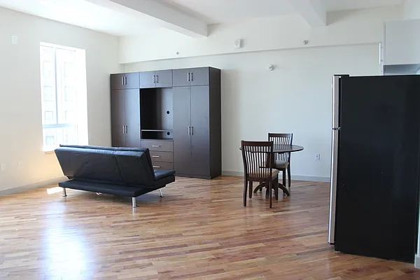 Rented by 5 Boro Realty Corp | media 8