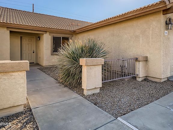 3rd image of 5405 W Huntington Dr