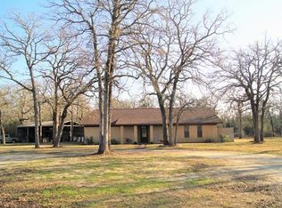 191 Jordan Ln, Elgin, TX 78621
