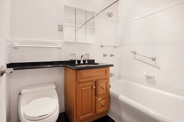 Rented by WAM Partners - William Moses Co. | media 36