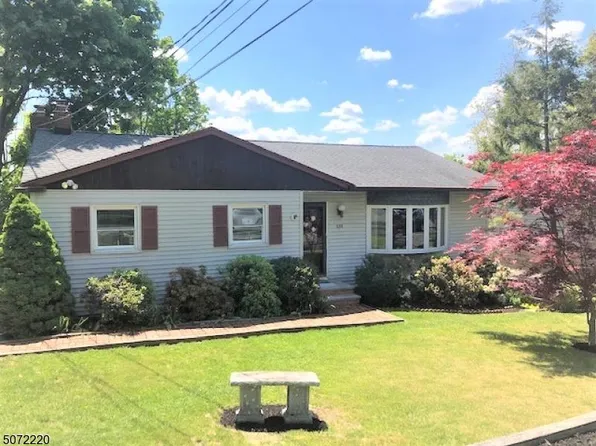 639 Bensel Dr, Landing, NJ 07850