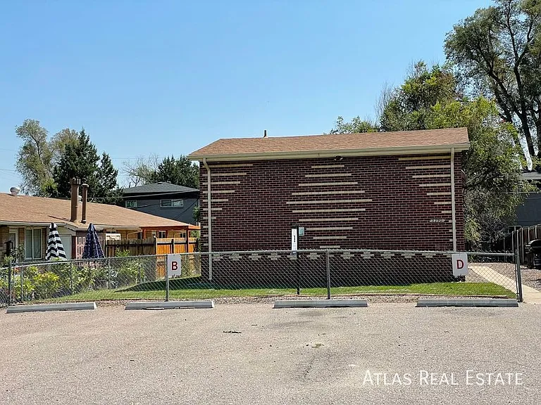 3790 Owens St #D — Photo 17