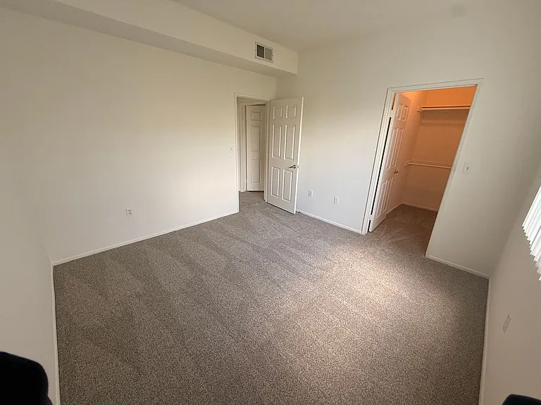12950 Hartland St — Photo 8