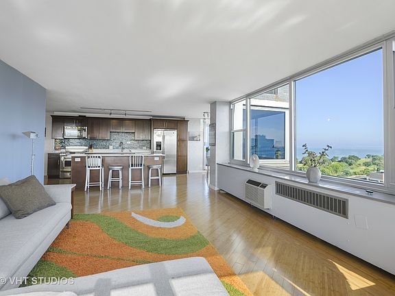 5th image of 4250 N Marine Dr APT 1916