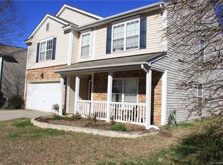 2900 Buckleigh Dr, Charlotte, NC 28215