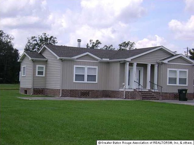 1st image of 13097 Pecan Ln