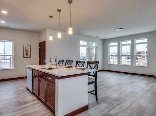 The Oaks @ 8100, 8100 S 27th St #2521201, Oak Creek, WI 53154