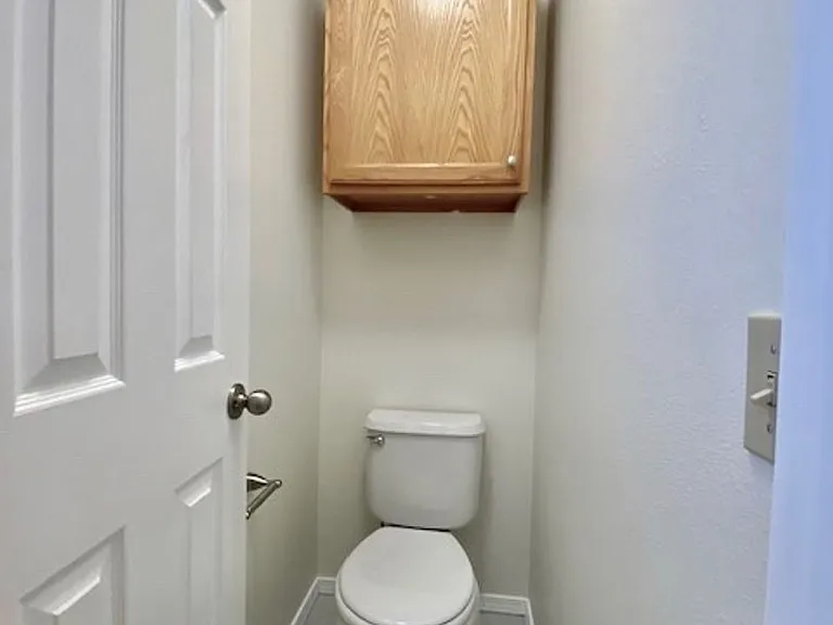 8065 Vectra Dr — Photo 27
