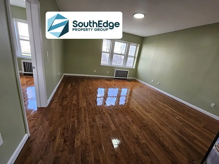 45 Cedar Ave #3 — Photo 5