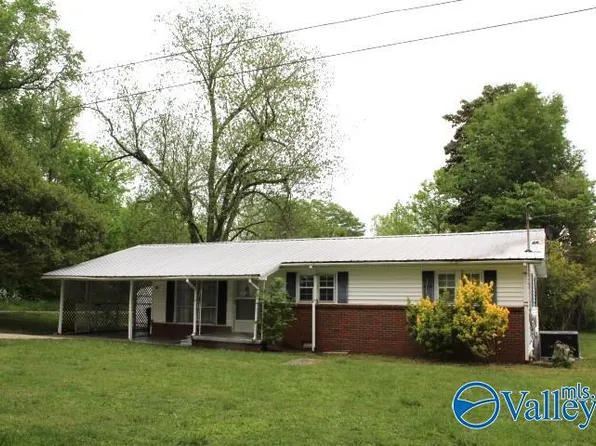 161 2nd St SW, Arab, AL 35016