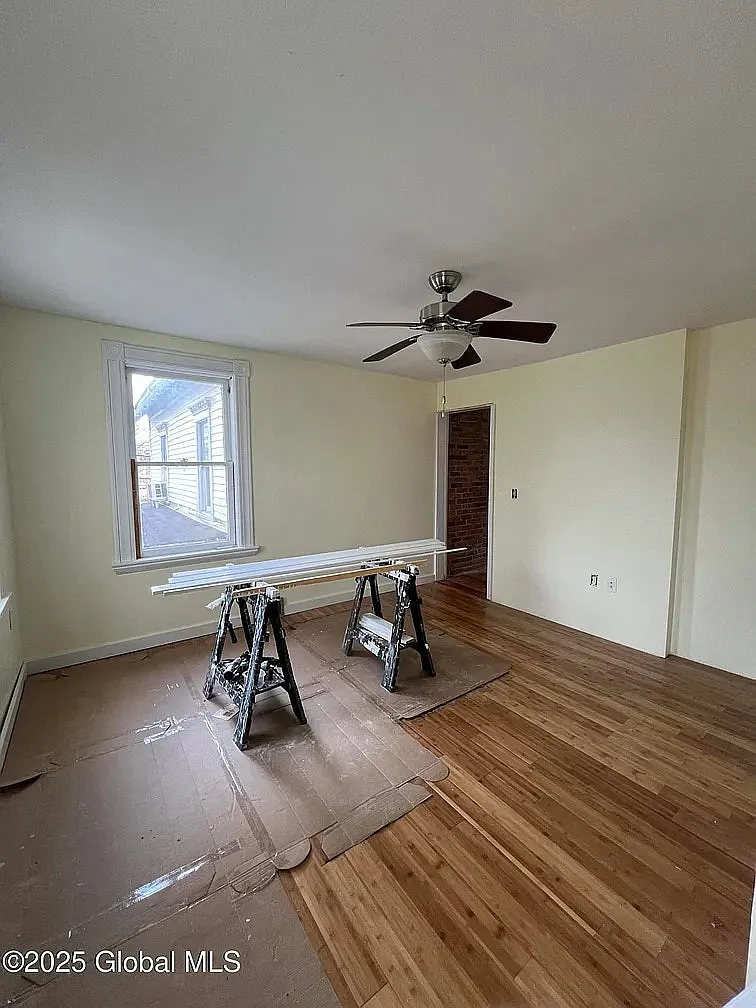 21 Willett Street — Photo 4