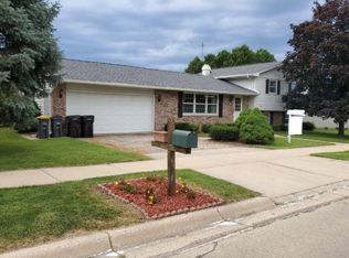 228 11th Ave, Monroe, WI 53566