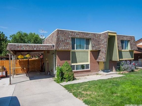 2nd image of 7918 W Sharon Dr