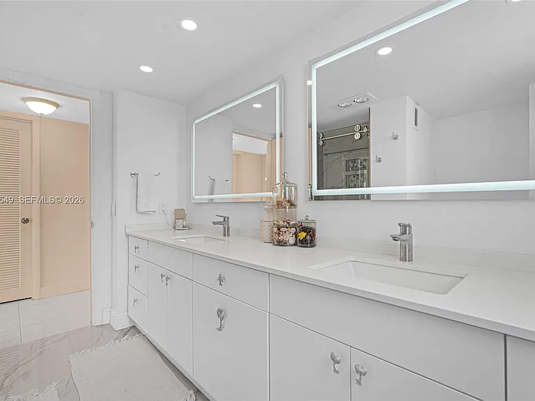 4280 Galt Ocean Dr #2F — Photo 28