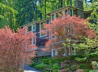 8703 SE 50th St, Mercer Island, WA 98040