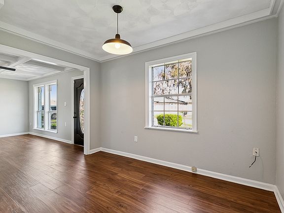3rd image of 2537 Dolores Dr