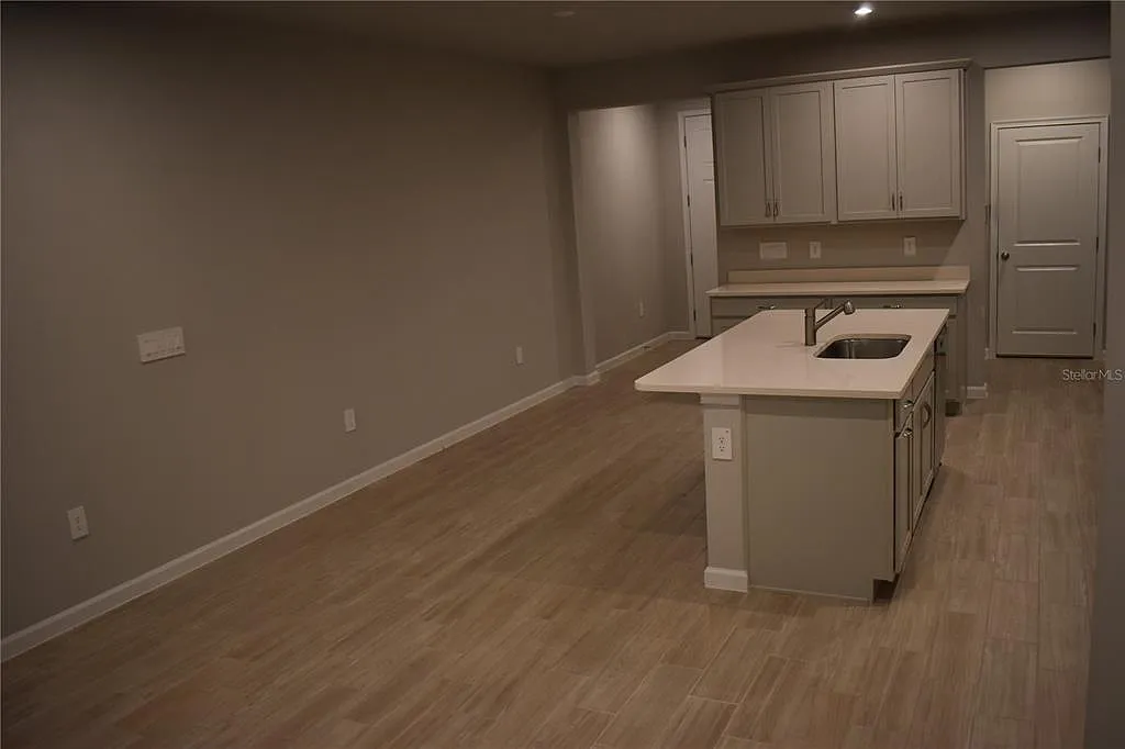 26128 Fantasy Sky Ln — Photo 3