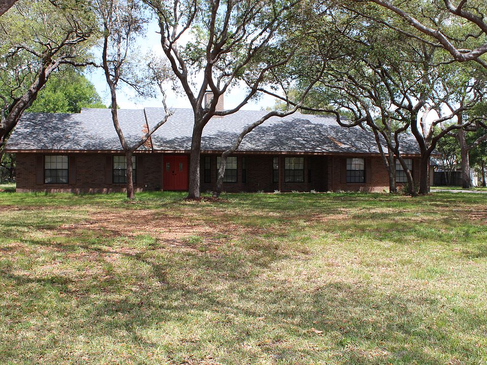 1st image of 867 Redwood Way