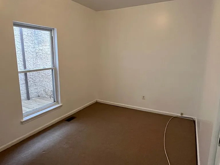 236 Quarry St — Photo 9