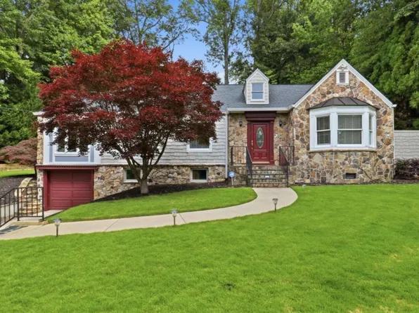 857 Chattahoochee Dr, Gainesville, GA 30501