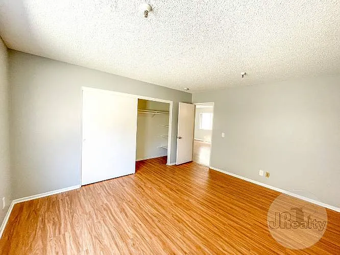 13535 Yukon Ave — Photo 7