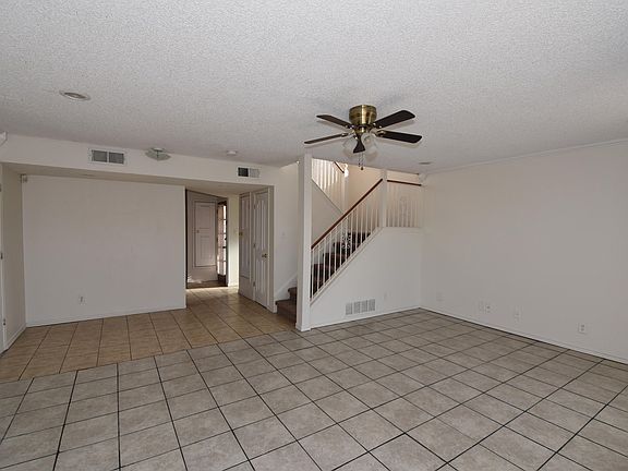 2nd image of 11008 Wedge Ln