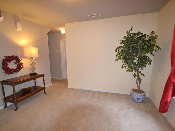 2nd image of 1569 Juniper Ln