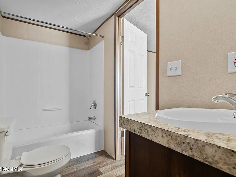 207 Patrick Alan Ln — Photo 19