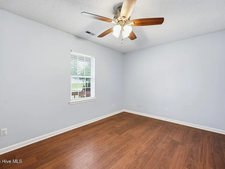 128 Fodder Dr — Photo 21