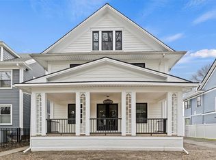 212 Canterbury Rd, Rochester, NY 14607