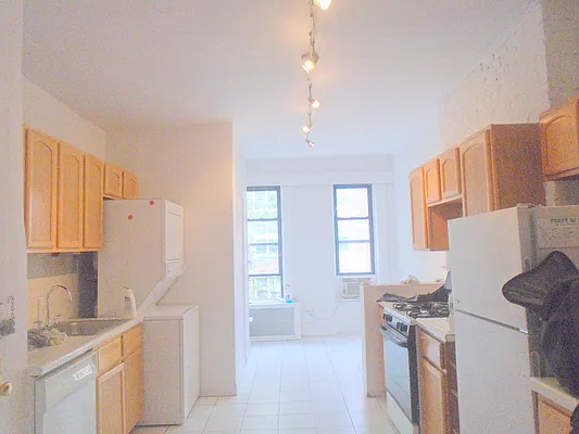 Rented by Prince Real Estate Associates LLC | media 37