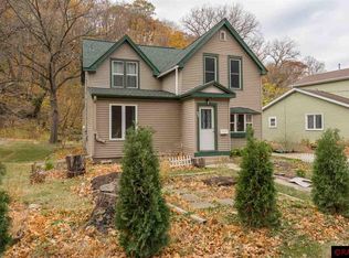 405 Glenwood Ave, Mankato, MN 56001