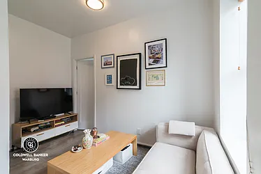 Rented by Coldwell Banker Warburg